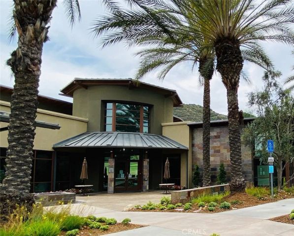 9328 Holly Lane, Corona, CA 92883