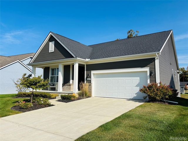 8215 Carston Lane, Brighton, MI 48116