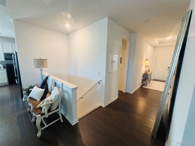 8215 Carston Lane, Brighton, MI 48116