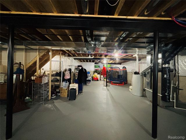 8215 Carston Lane, Brighton, MI 48116