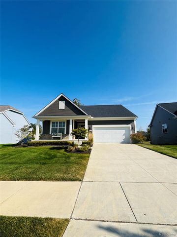 8215 Carston Lane, Brighton, MI 48116