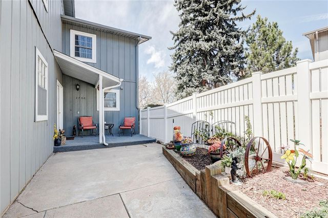 2738 S Xanadu Way, Aurora, CO 80014