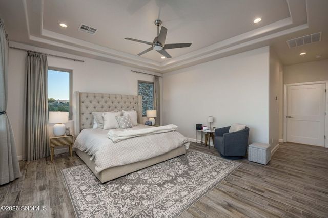 7050 Calle Estancias, Las Cruces, NM 88007