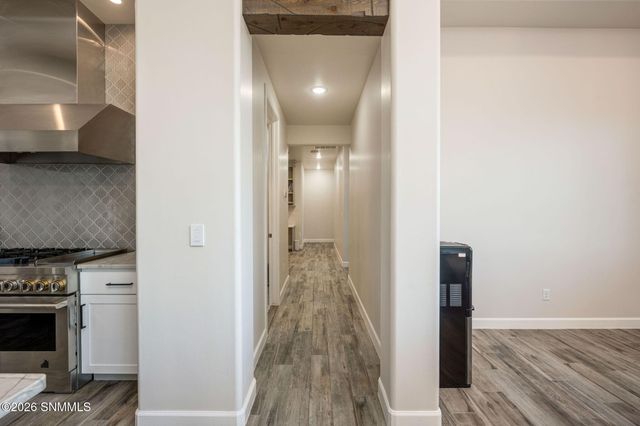 7050 Calle Estancias, Las Cruces, NM 88007
