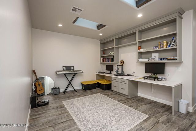 7050 Calle Estancias, Las Cruces, NM 88007