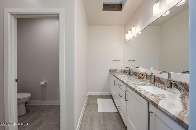 7050 Calle Estancias, Las Cruces, NM 88007