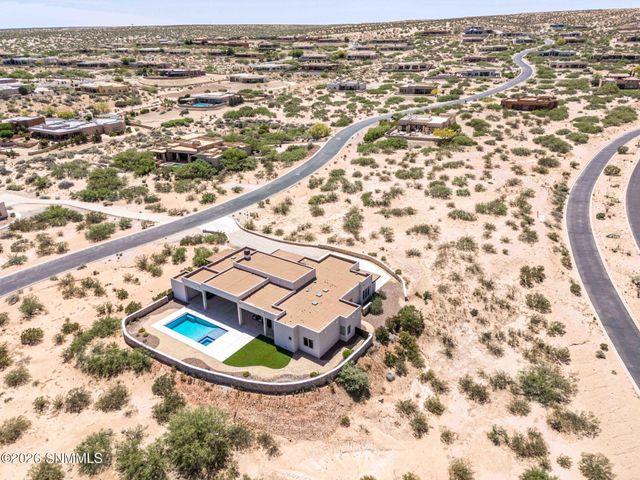 7050 Calle Estancias, Las Cruces, NM 88007
