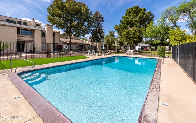 3750 N Country Club Rd Apt 46, Tucson, AZ 85716