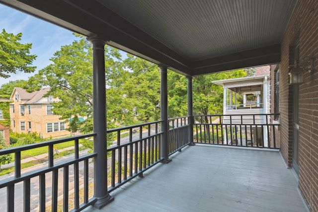 2125 Harriet Avenue, Minneapolis, MN 55405