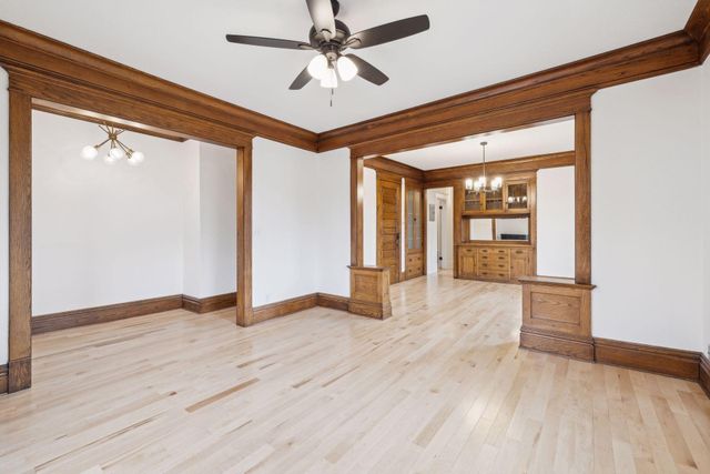 2125 Harriet Avenue, Minneapolis, MN 55405