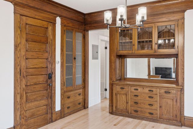 2125 Harriet Avenue, Minneapolis, MN 55405