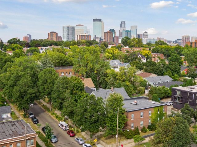 2125 Harriet Avenue, Minneapolis, MN 55405