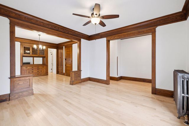 2125 Harriet Avenue, Minneapolis, MN 55405