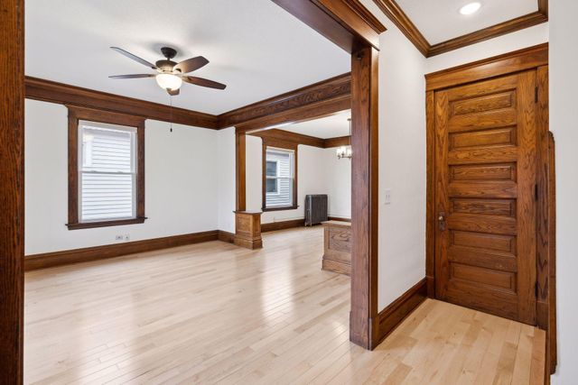 2125 Harriet Avenue, Minneapolis, MN 55405