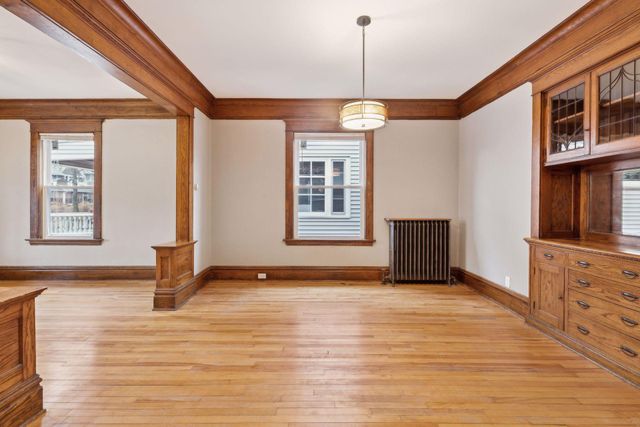 2125 Harriet Avenue, Minneapolis, MN 55405