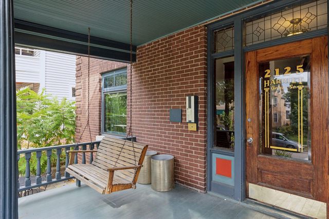 2125 Harriet Avenue, Minneapolis, MN 55405