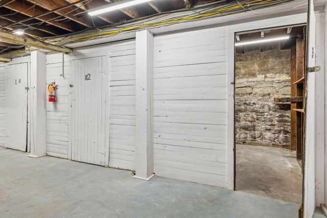 2125 Harriet Avenue, Minneapolis, MN 55405