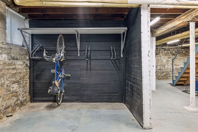 2125 Harriet Avenue, Minneapolis, MN 55405