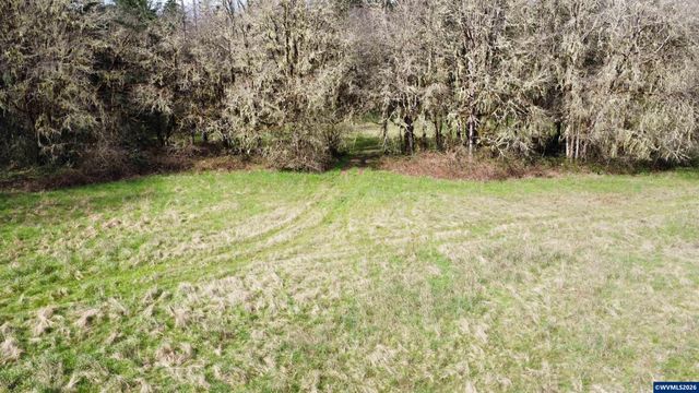 26622 Fudge Rd, Alsea, OR 97324