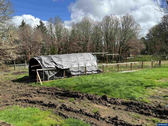 26622 Fudge Rd, Alsea, OR 97324