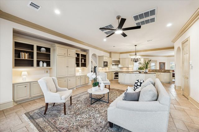 1902 Emerald Cove, Houston, TX 77077