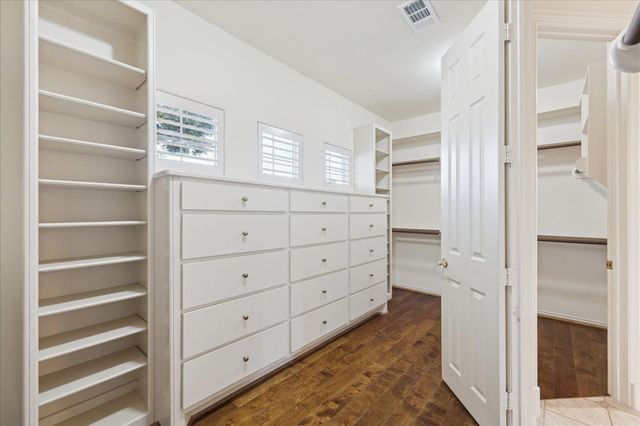 1902 Emerald Cove, Houston, TX 77077