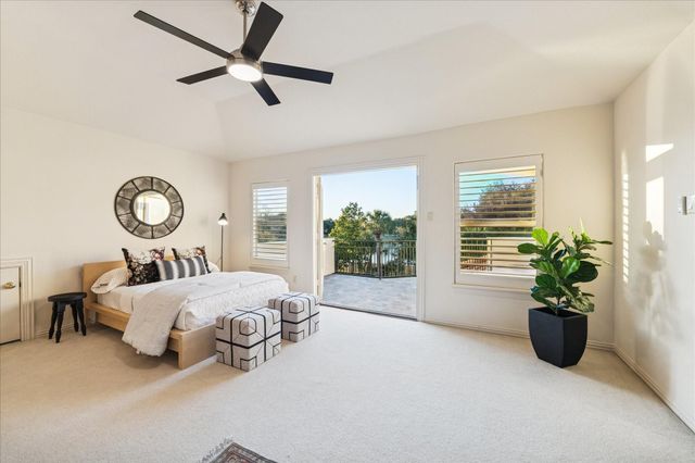 1902 Emerald Cove, Houston, TX 77077