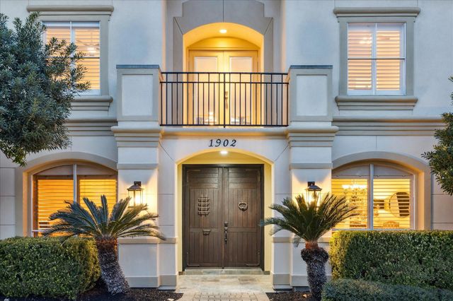 1902 Emerald Cove, Houston, TX 77077