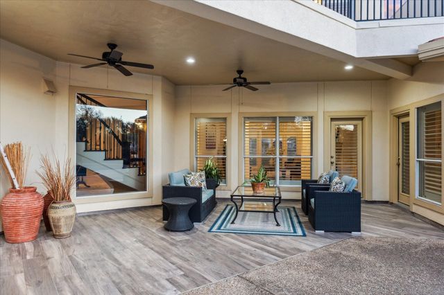 1902 Emerald Cove, Houston, TX 77077