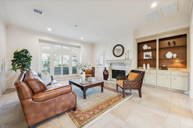 1902 Emerald Cove, Houston, TX 77077