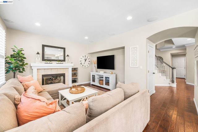 409 Antelope Ridge Way, Danville, CA 94506