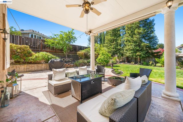 409 Antelope Ridge Way, Danville, CA 94506