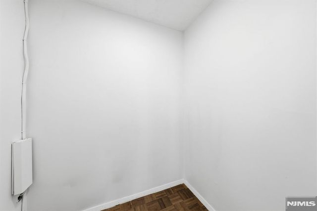 200 Winston Drive 2120, Cliffside Park, NJ 07010