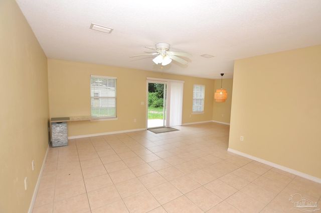 4251 Linda St, Pace, FL 32571