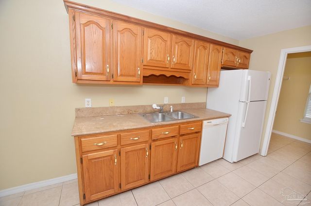 4251 Linda St, Pace, FL 32571