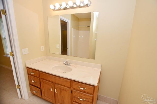 4251 Linda St, Pace, FL 32571