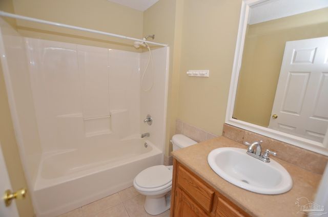 4251 Linda St, Pace, FL 32571