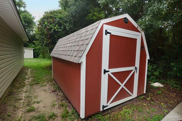 4251 Linda St, Pace, FL 32571