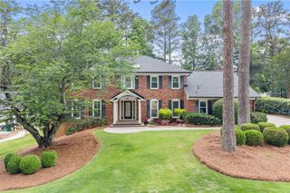 5380 Redfield Drive, Dunwoody, GA 30338
