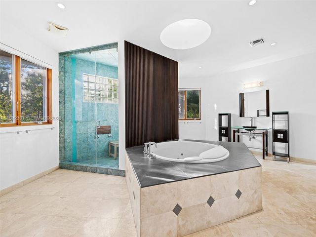 450 Victoria Ter, Fort Lauderdale, FL 33301