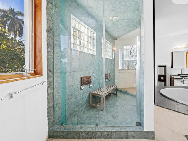 450 Victoria Ter, Fort Lauderdale, FL 33301