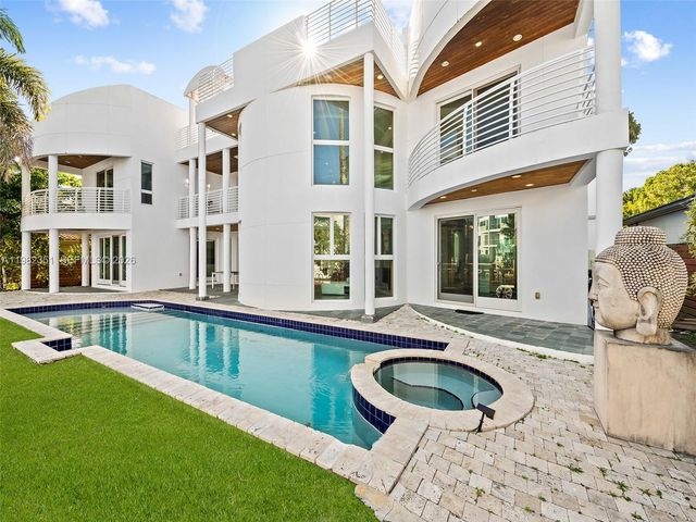 450 Victoria Ter, Fort Lauderdale, FL 33301