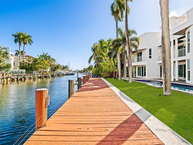 450 Victoria Ter, Fort Lauderdale, FL 33301