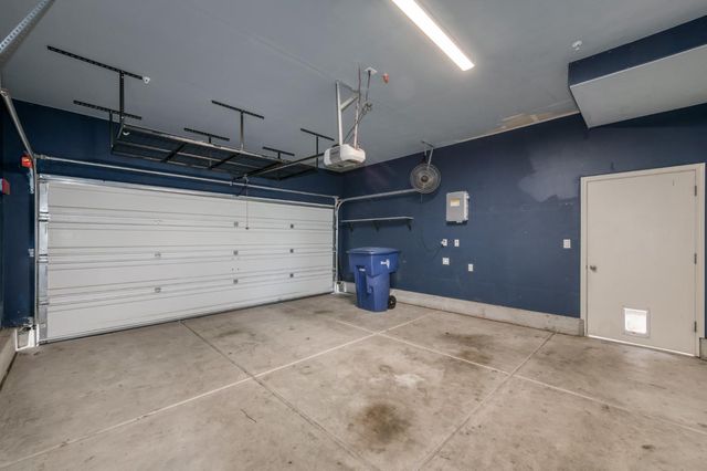 5402 W Santa Barbara Drive, Fresno, CA 93722