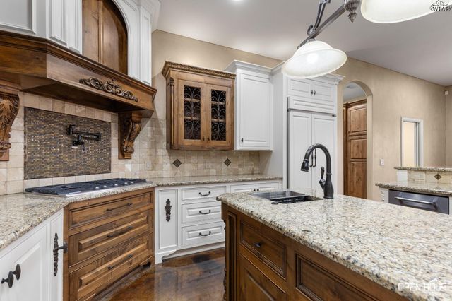 633 BOWMAN ROAD, Wichita Falls, TX 76308