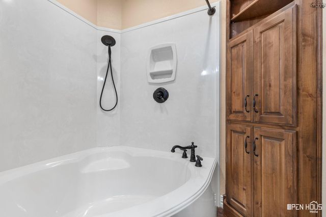 633 BOWMAN ROAD, Wichita Falls, TX 76308