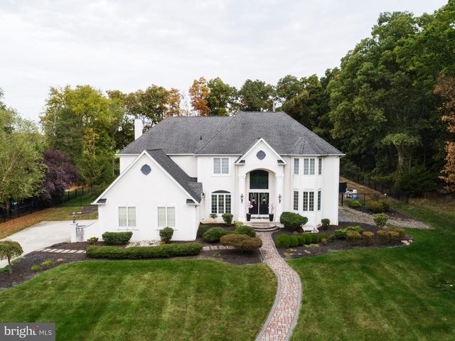 135 PREAKNESS DR, Mullica Hill, NJ 08062