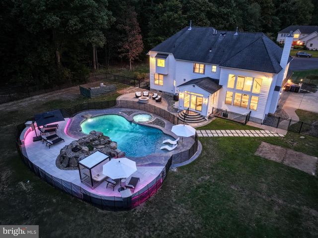 135 PREAKNESS DR, Mullica Hill, NJ 08062