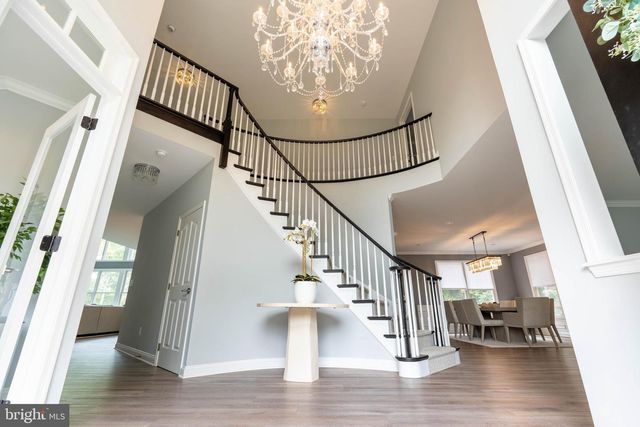 135 PREAKNESS DR, Mullica Hill, NJ 08062