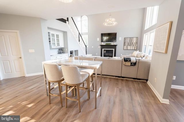 135 PREAKNESS DR, Mullica Hill, NJ 08062